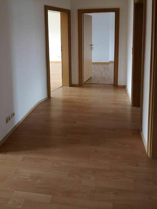 Schöne 4-R-Etagen-Wohnung in saniertem Mehrfamilienhaus Sachsen-Anhalt