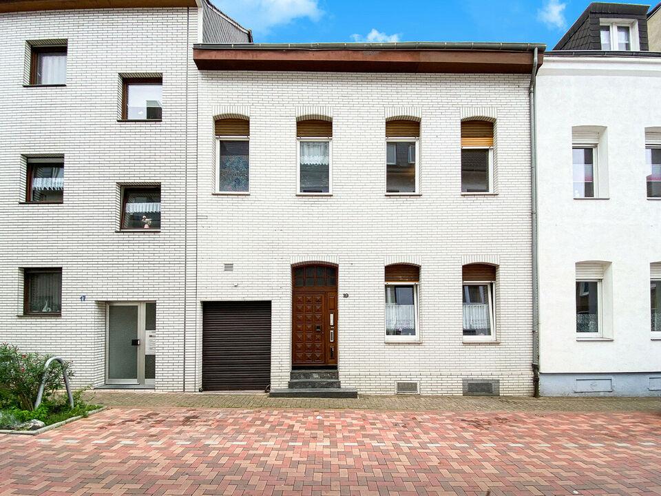 Mehrfamilienhaus mit 3 Wohnungen, Garten, Balkon in MH-Mitte Mülheim an der Ruhr