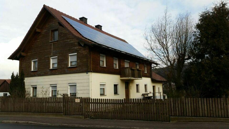 Sanierungsbedürftiges Bauernhaus auf ca. 400qm Grund Ergoldsbach