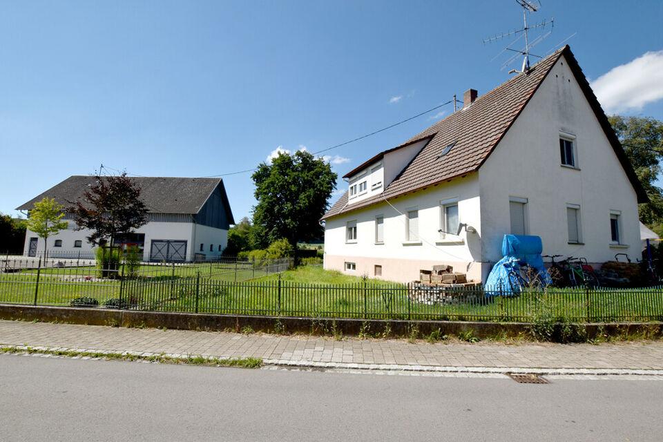 Vielseitiges Doppelhaus mit zwei Wohneinheiten zwischen Ostrach und Pfullendorf Baden-Württemberg