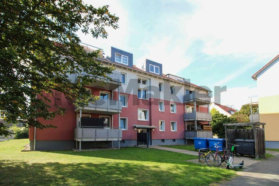 Kernsaniert und sicher vermietet: Gepflegte 2-Zi.-Wohnung mit Balkon in zentraler Lage Hildesheim