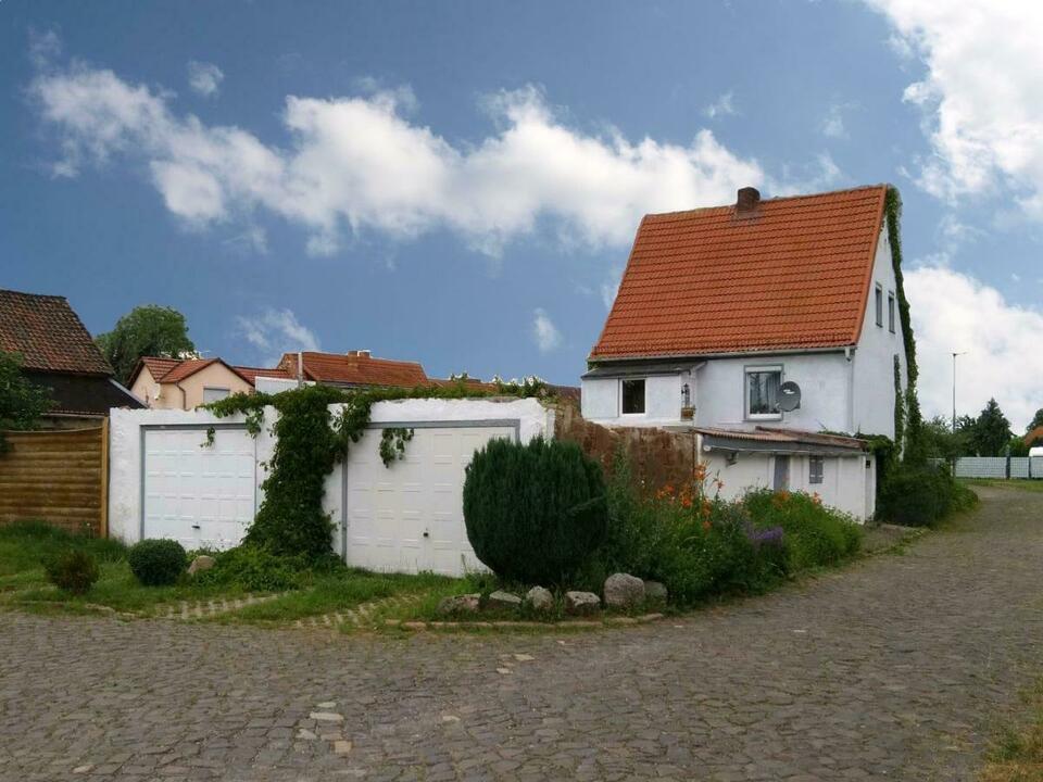 Ruhiges kleines Häuschen mit Garten - teilsanierungsbedürftig Sachsen-Anhalt