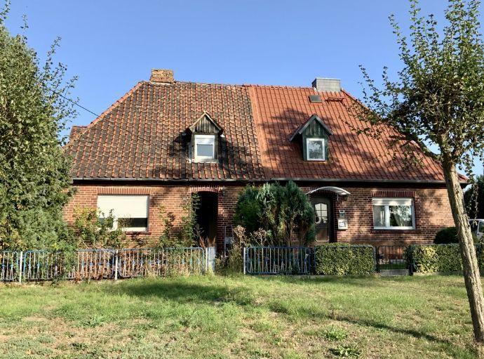 Stark sanierungsbedürftige Doppelhaushälfte auf dem Land Kreisfreie Stadt Darmstadt