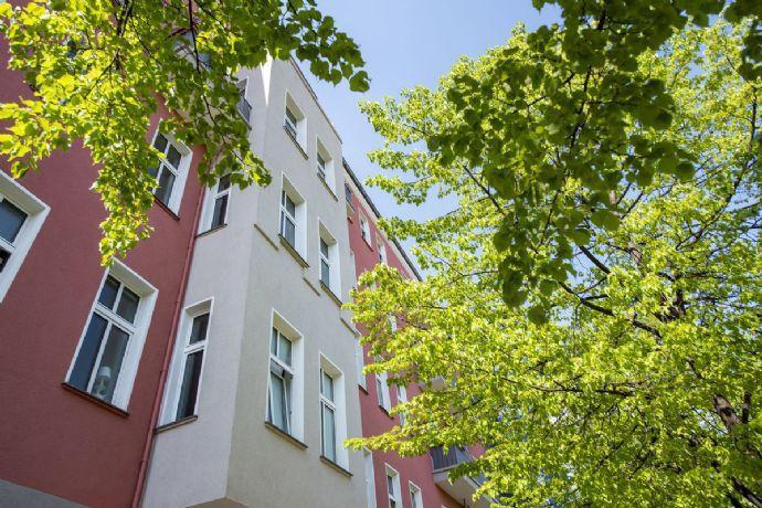 Wohnen im Helmholtzkiez: Helle Wohnung im Berliner Altbau - Kapitalanlage Zepernicker Straße