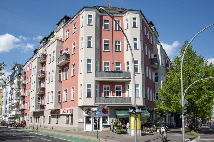 Wohnen im Helmholtzkiez: Helle Wohnung im Berliner Altbau - Kapitalanlage Zepernicker Straße