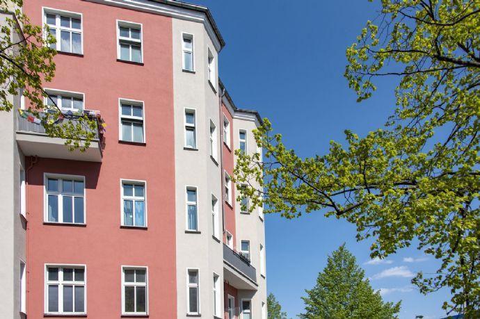 Kapitalanlage: Vermietete, gut geschnittene Eigentumswohnung im Berlin-Prenzlauer Berg Zepernicker Straße