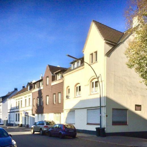 2 Mehrfamilienhäuser mit 9 WE + Bauland in Velbert Kreisfreie Stadt Darmstadt