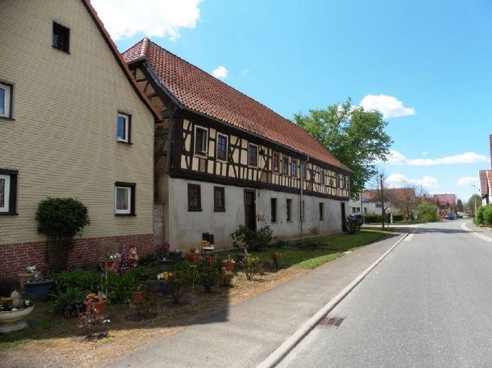 Provisionsfrei für den Erwerber - Zweifamilienhaus in Wangenheim Kreisfreie Stadt Darmstadt