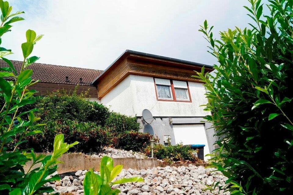 Interessantes Einfamilienhaus in Ortsrandlage mit Weitsicht! Kalefeld