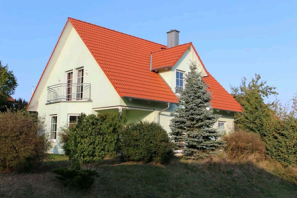 EINE EINMALIGE CHANCE!!!!! Einfamilienhaus mit Keller zum Verkauf Oberleichtersbach