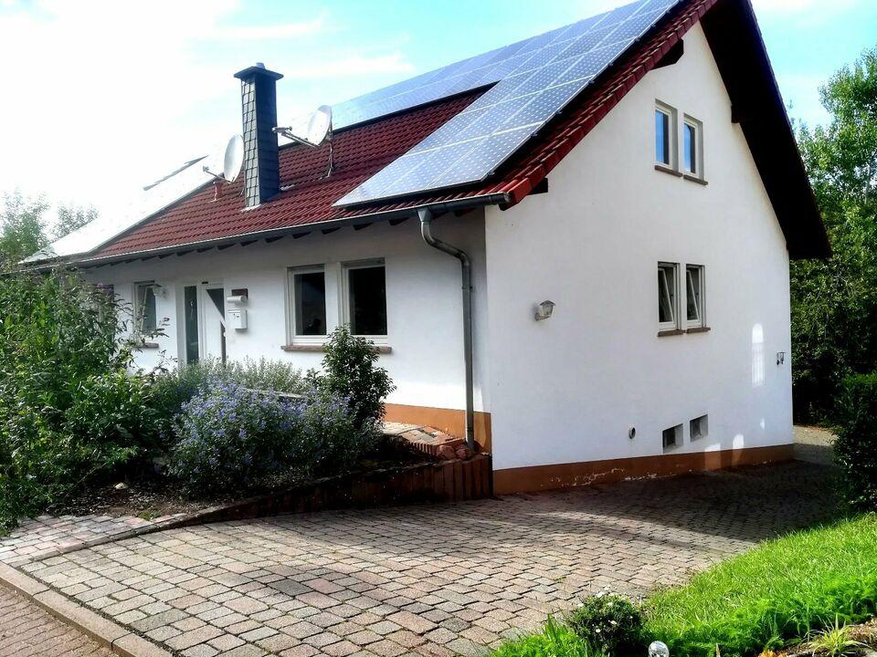 Schönes Einfamilienhaus mit Garten, Terrasse, Garage . Rheinland-Pfalz