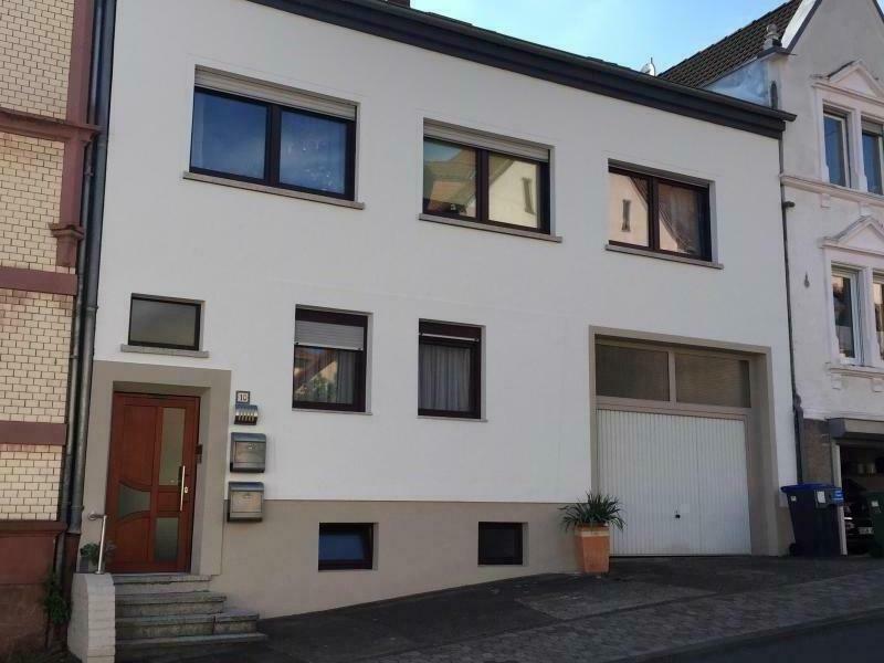 3 Familienhaus mit großem Grundstück und überhoher Doppelgarage in Saarbrücken Altenkessel Saarbrücken
