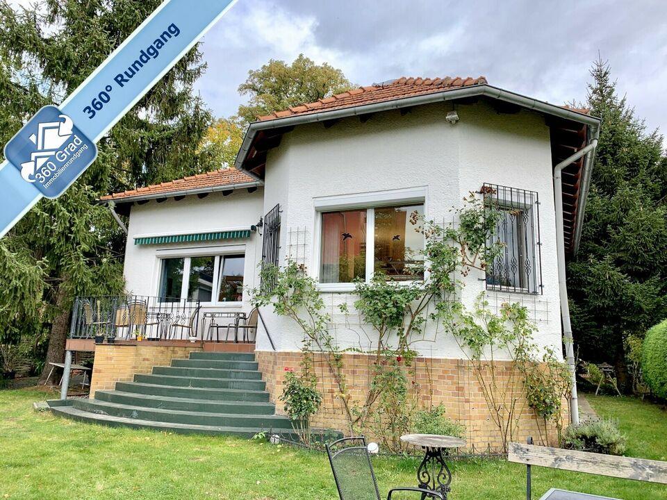 Gepflegte Villa im Bungalowstil mit lebenslangem Wohnrecht im Herzen von Berlin-Zehlendorf Zehlendorf