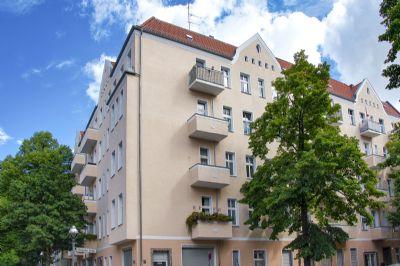Vermietete 2 -Zimmer-Wohnung mit Süd-Balkon Zepernicker Straße