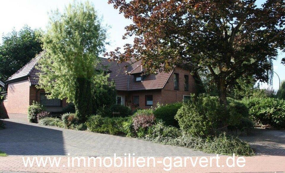 Darf es etwas mehr sein? Zweifamilienhaus mit Garten, Garagen und Bürotrakt, ruhige Lage in Heiden Nordrhein-Westfalen