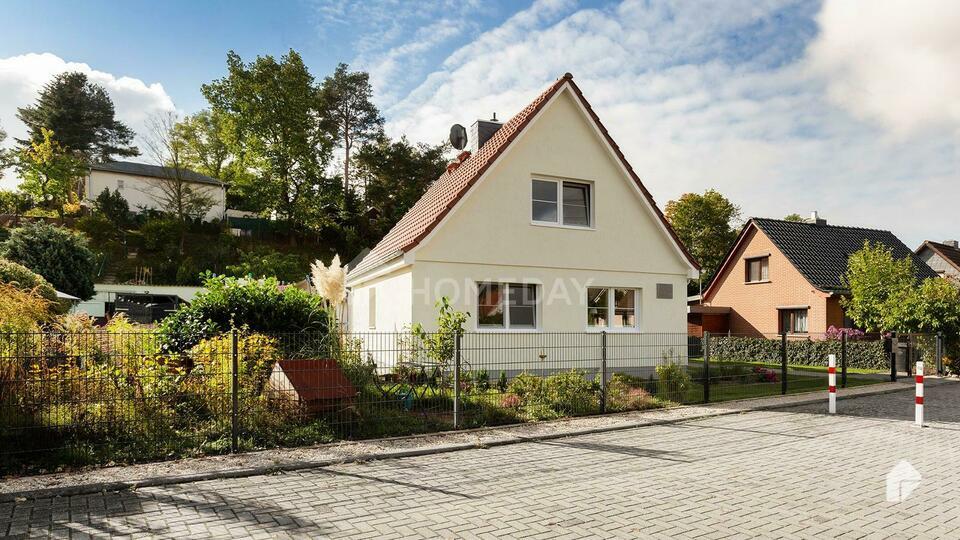 Einziehen und wohlfühlen – Ansprechendes Einfamilienhaus mit Garten, Garage und Keller Rüdersdorf bei Berlin