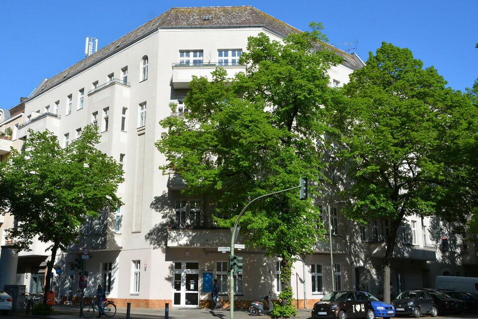 Gepflegte Kapitalanlage in Charlottenburg +++ 2 Zimmer +++ Dielen +++Balkon Charlottenburg