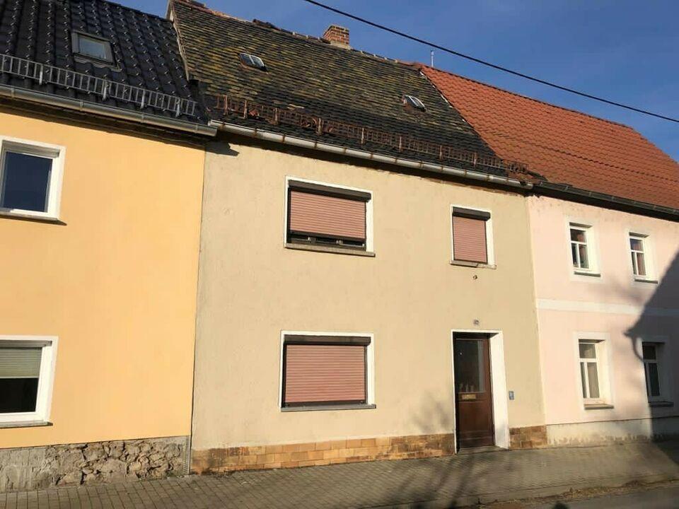Ein Familien Haus zu verkaufen im Trebsen Straßberg