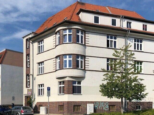 Schöne 4 Raum-Eigentumswohnung im EG mit Balkon und Blick auf den Schweriner See Schelfstadt