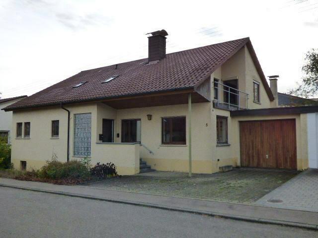 Einfamilienhaus mit Einliegerwohnung in ruhigem Wohngebiet Baden-Württemberg