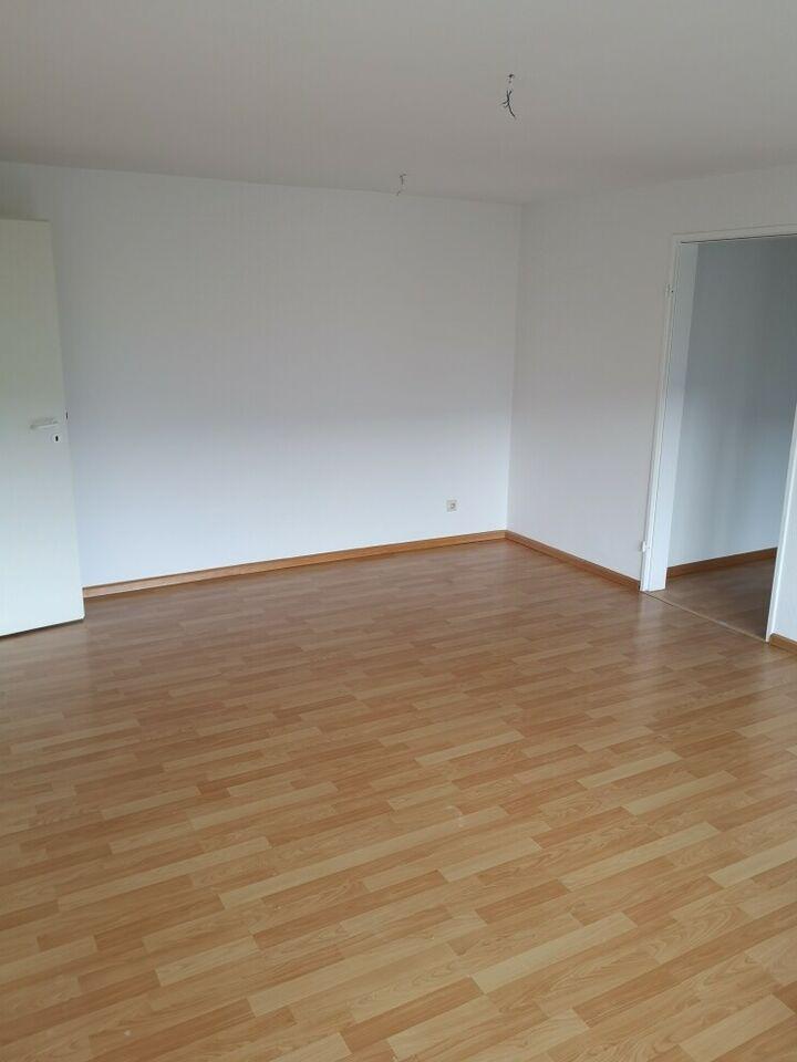 Schöne 4 Zimmer Wohnung in idyllischer Wohngegend Baden-Württemberg