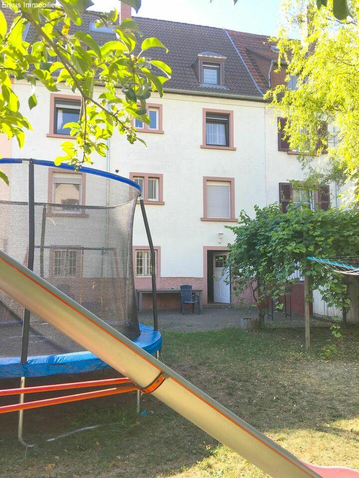KL-Mitte: Gepflegtes Dreifamilienhaus mit Garten! Rheinland-Pfalz