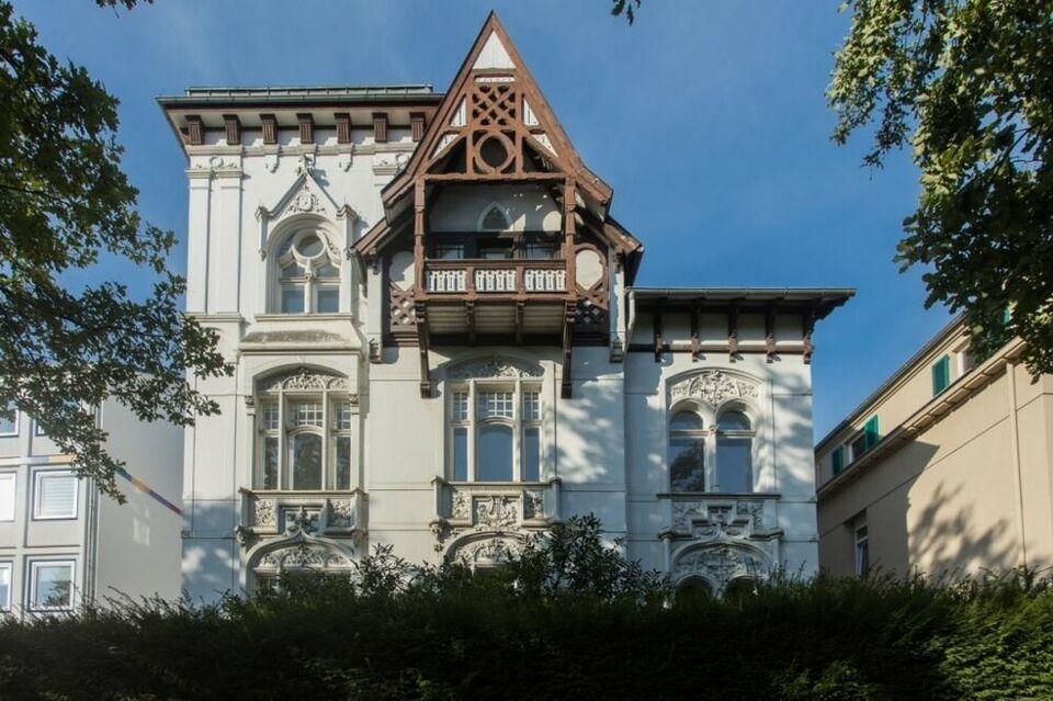 Bielefelder Westen: Altbau-Wohnung mit Steuervorteil! Mitte
