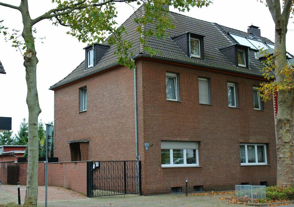 *** PROVISIONSFREI***Gepflegtes 3-Familienhaus in Bottrop Eigen Nordrhein-Westfalen