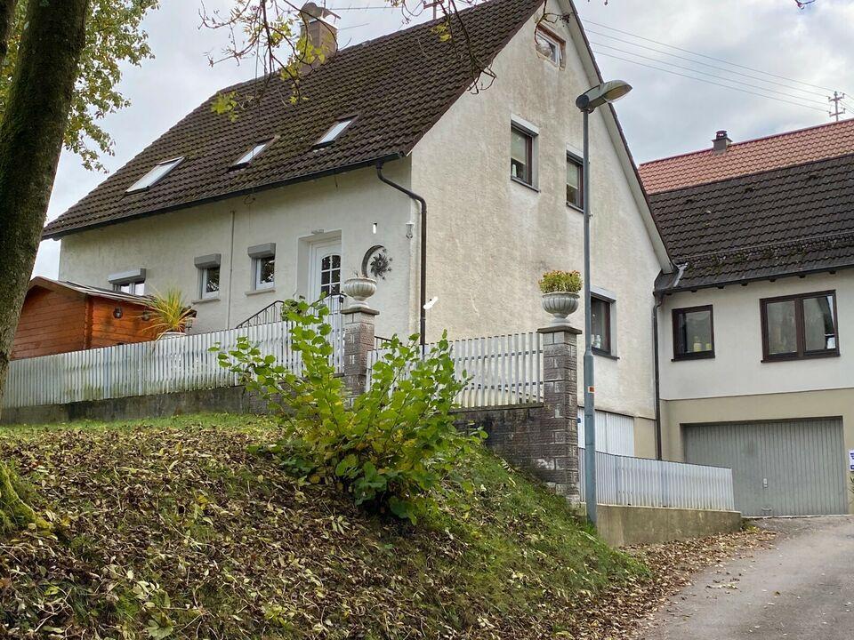 Einfamilienhaus mit 2. Wohneinheiten Baden-Württemberg