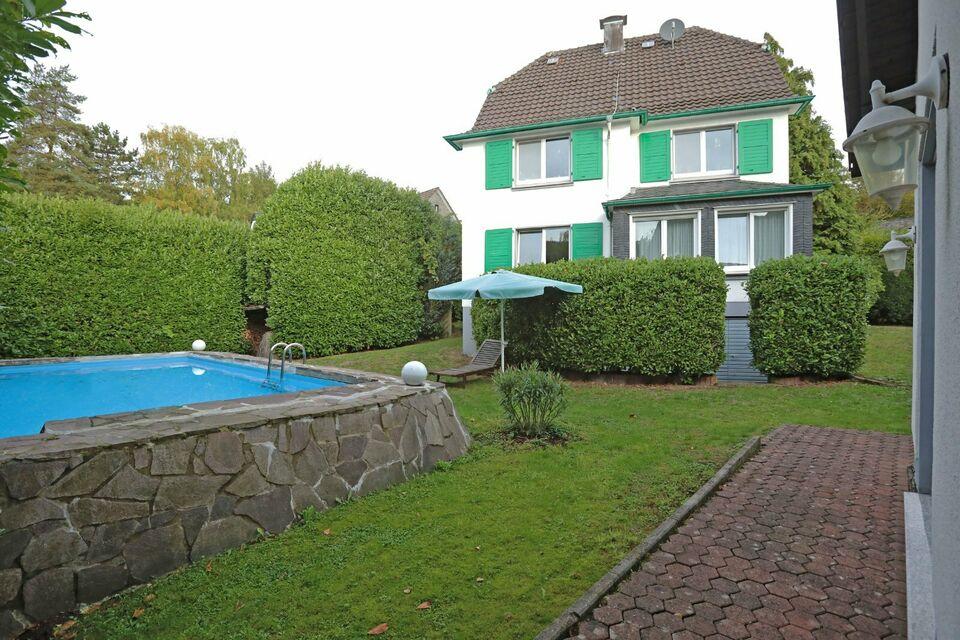Stilvolles Mehrfamilienhaus / Schwimmbecken / Beste Lage Nordrhein-Westfalen