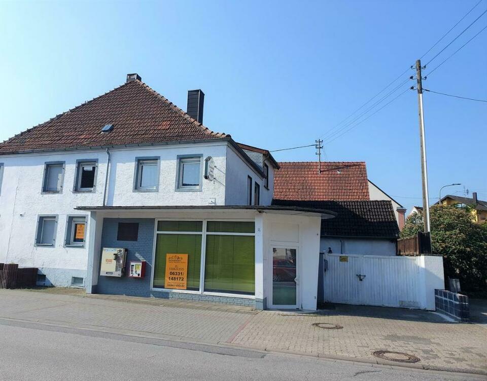+++ Großzügiges Wohnhaus mit Ladengeschäft, Balkon, Hof, Stellplatz, im Ortszentrum+++ Rieschweiler-Mühlbach