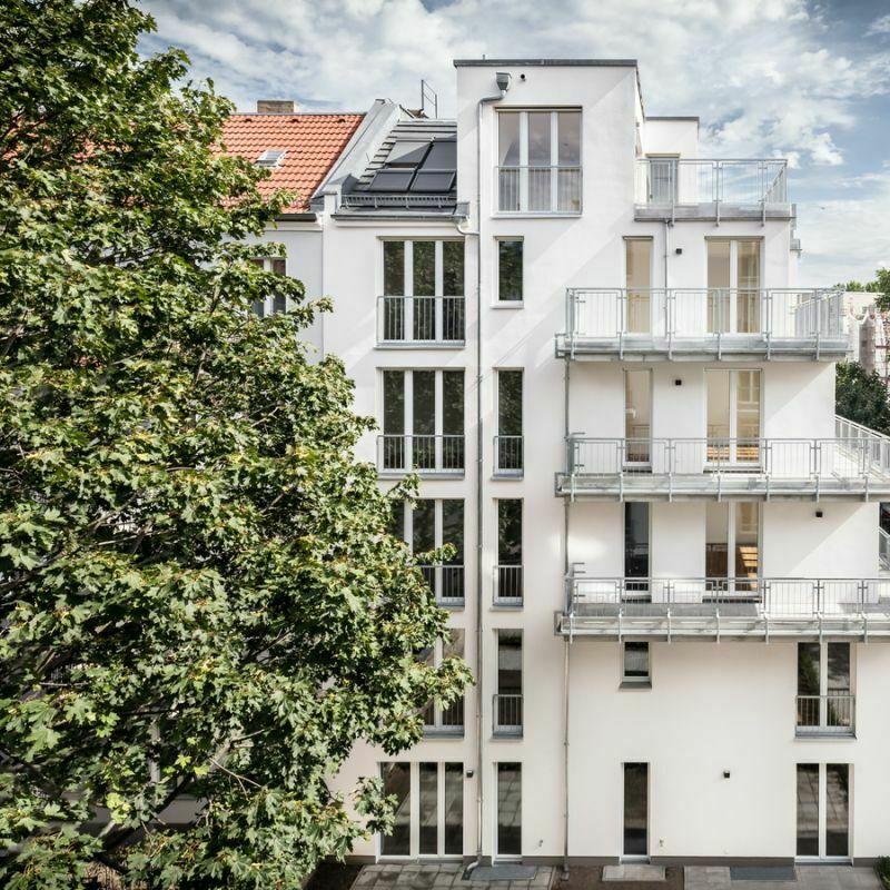 Ruhige, bezugsfertige Studiowohnung mit Terrasse nahe HTW und HWR in Berlin Zepernicker Straße