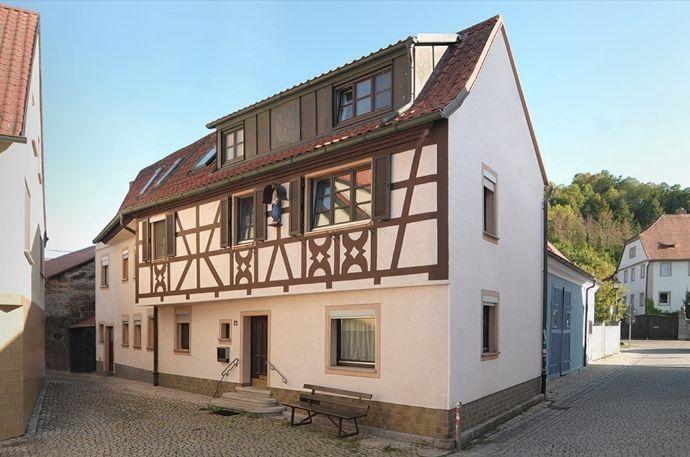 Historisches Gebäude mit viel Platz für ihre Familie oder wohnen und arbeiten unter einem Dach !!! Kreisfreie Stadt Darmstadt