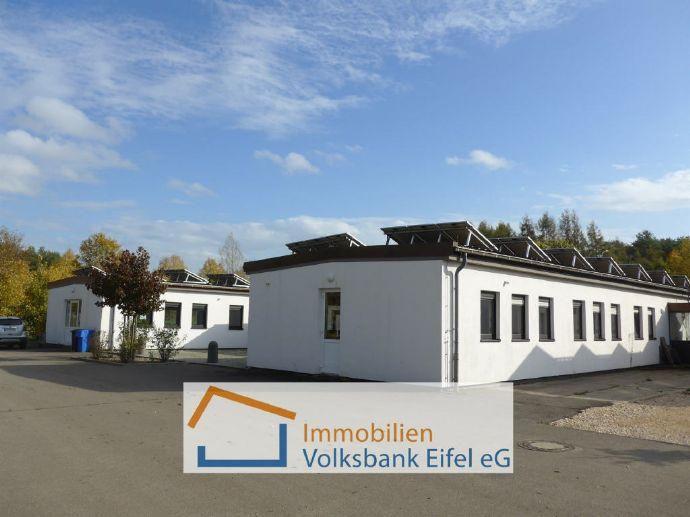 Vielseitig nutzbare Büroflächen (ca. 633 m²) inkl. großem Shelter und 1,7 Hektar Land! Bitburg