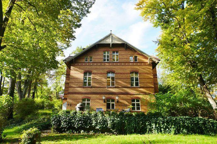 Historische Landhausvilla mit weitläufigem Grundstück! Berlin