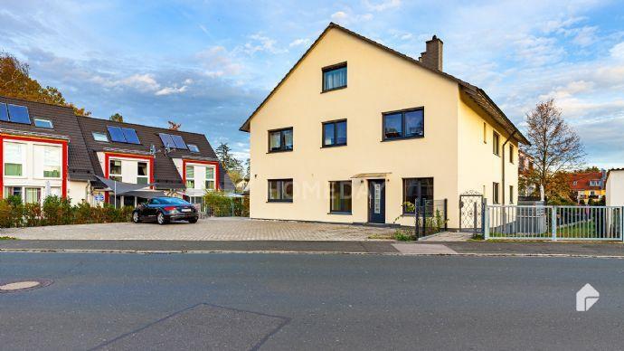 Gut aufgeteilte 4-Zimmer-Wohnung mit Balkon und Wintergarten in Rückersdorf Rückersdorf