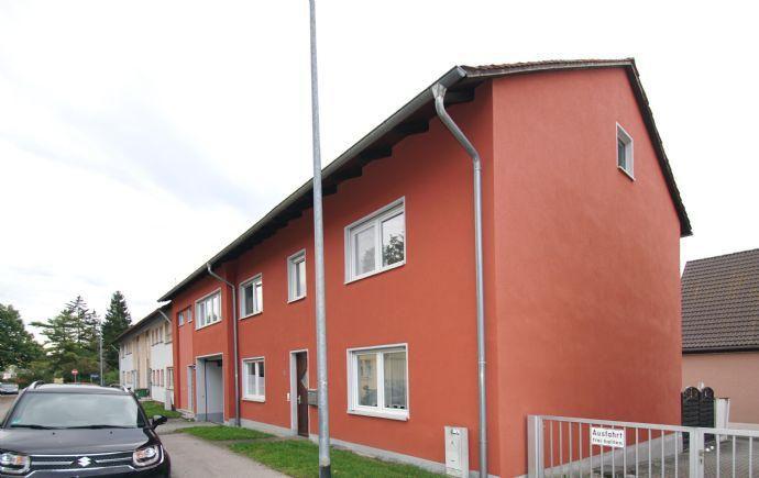 Gepflegtes Zweifamilienhaus zur Kapitalanlage Schwabach