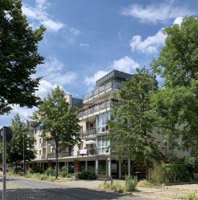 2 Zimmerwohnung mit sonnigen Balkon + Tiefgaragenstellplatz Niederschönhausen