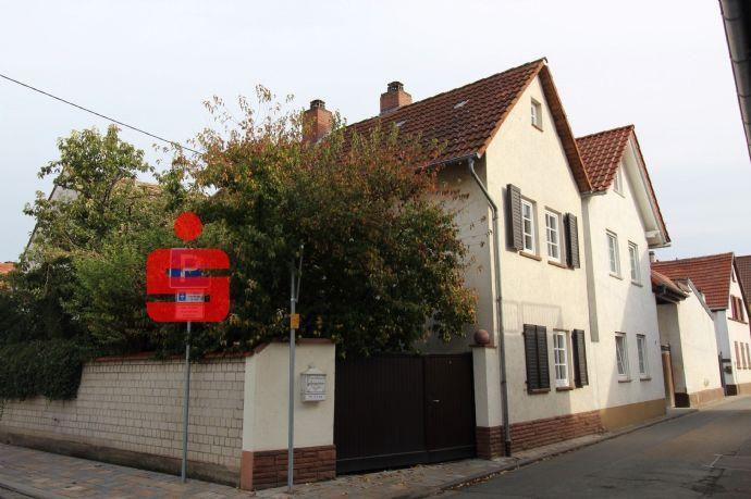 Gepflegtes Haus mit Ausbaupotenzial in zentraler Ortslage Kreisfreie Stadt Darmstadt