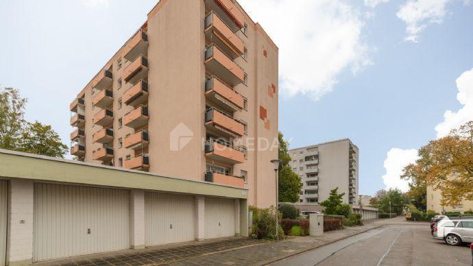 Gepflegt und gut vermietet: Schöne 2-Zimmer-Wohnung mit Balkon und EBK in Heppenheim Kreisfreie Stadt Darmstadt
