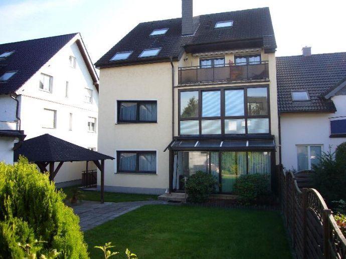Verkaufsstart in Küppersteg: Attraktives und vollständig vermietetes 3-Familienhaus für Kapitalanleger Leverkusen