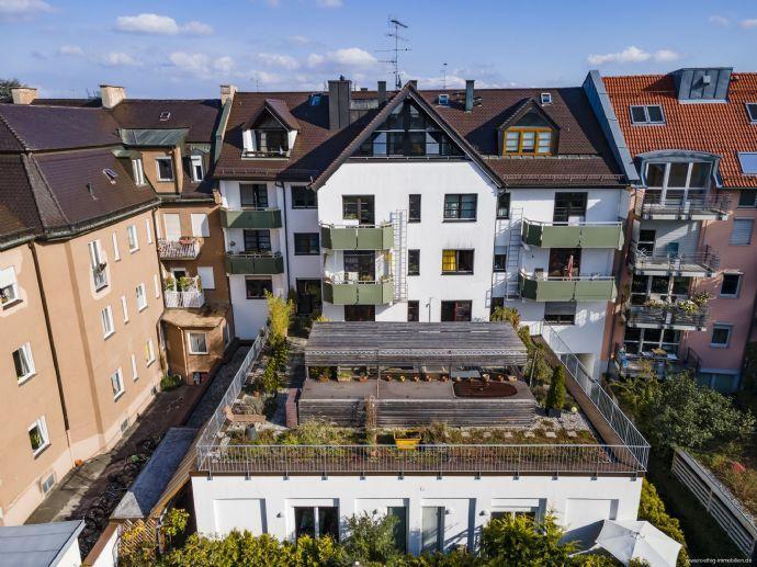 Komplett renovierte, luxuriöse 4-Zimmer-Loft-Wohnung in Sendling mit großem Dachgarten, 2 Stellplätze! Kirchheim bei München