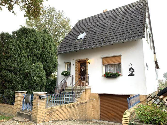 Kleines, gepflegtes EFH mit Wintergarten, Pool, Pavillon und einem wunderschönen Ausblick Adenbüttel