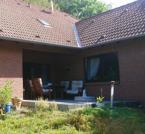 Geräumiges Zweifamilienhaus mit kleiner Gewerbehalle auf großem Grundstück Kreisfreie Stadt Darmstadt