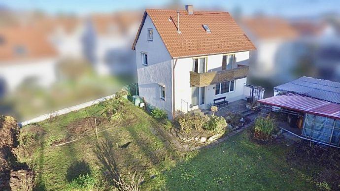 Einfamilienhaus mit Terrasse, Balkon, großen Garten und Garage in 88339 Bad Waldsee Bad Waldsee