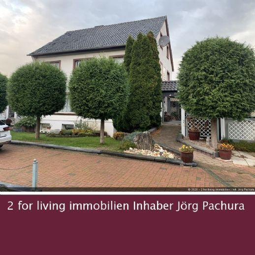 Familienglück am Rhein! Mehrgenerationenhaus auf einem großen Gartengrundstück mit Garage u. Carport Wesel