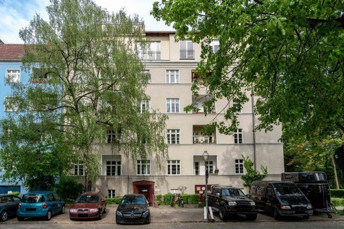 Wunderschöne helle 3 Zimmerwohnung mit Altbaucharme, saniert und bezugsfrei Berlin