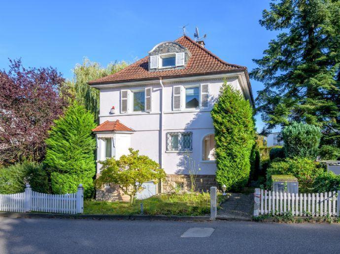 Stadtvilla mit großzügiger Einliegerwohnung Baden-Baden