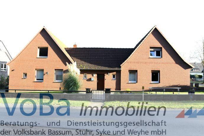 Interessantes Zweifamilienhaus auf großem Eckgrundstück in Syke Gessel Kreisfreie Stadt Darmstadt