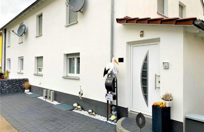 Gepflegte Doppelhaushälfte in guter Lage in Ebingen Kreisfreie Stadt Darmstadt
